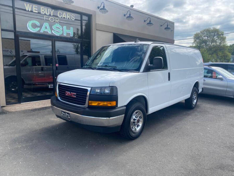 2023 GMC Savana 2500