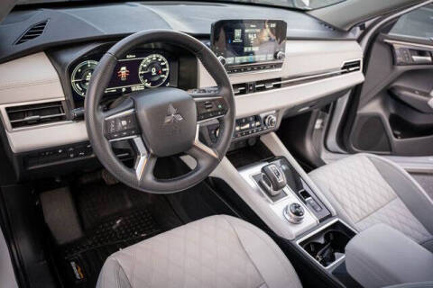 2023 Mitsubishi Outlander PHEV SEL