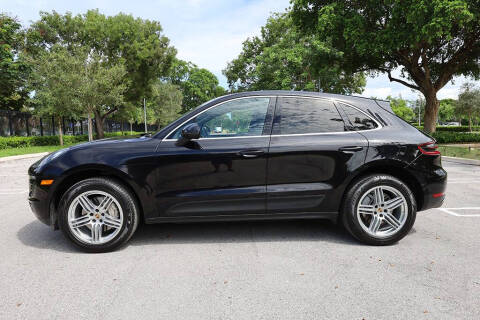 2015 Porsche Macan S