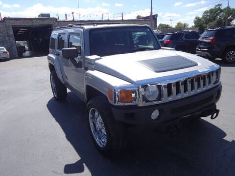 2009 HUMMER H3 for sale at ROSE AUTOMOTIVE in Hamilton OH