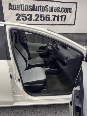 2014 Toyota Prius c One