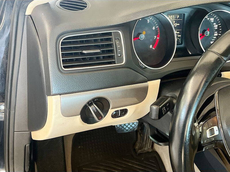 2015 Volkswagen Jetta