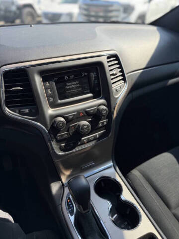 2017 Jeep Grand Cherokee Laredo