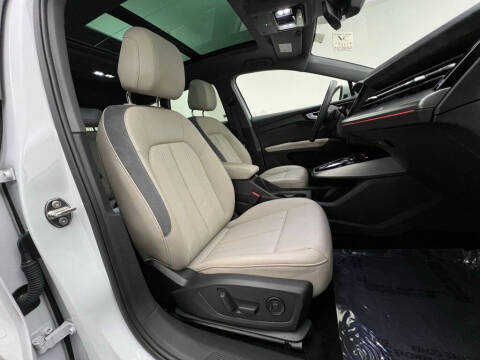 2023 Audi Q4 e-tron quattro Premium Plus 50