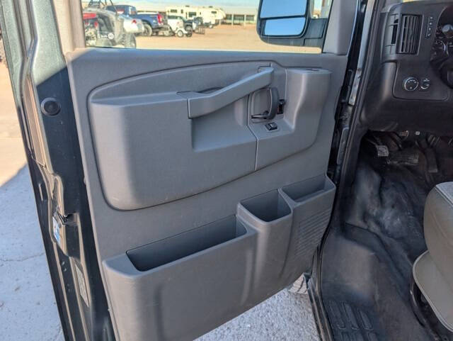 2017 Chevrolet Express 2500