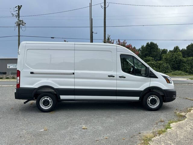 2025 Ford Transit 250