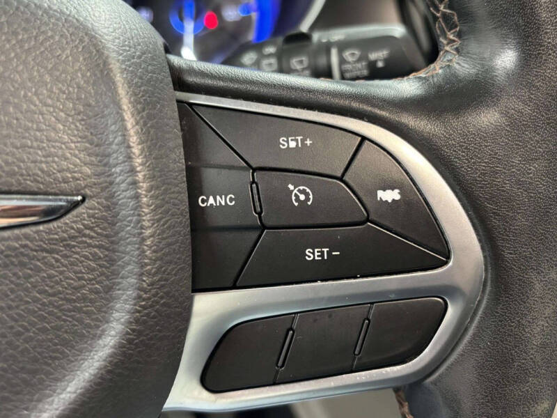 2020 Chrysler Pacifica Touring L 35th Anniversary