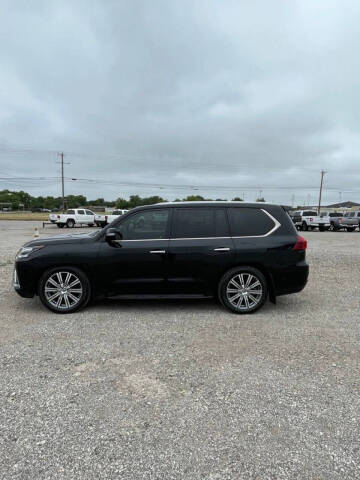2016 Lexus LX 570