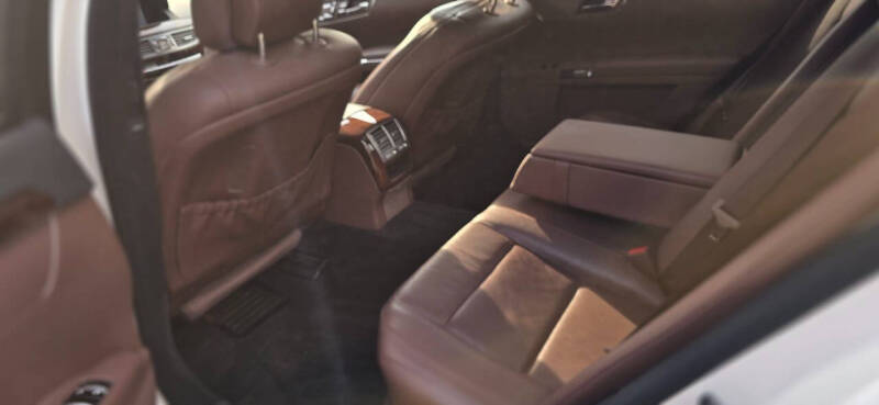 2012 Mercedes-Benz S-Class S 550 4MATIC