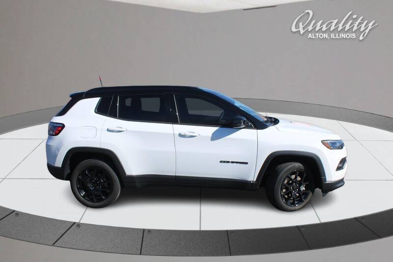 2023 Jeep Compass Altitude