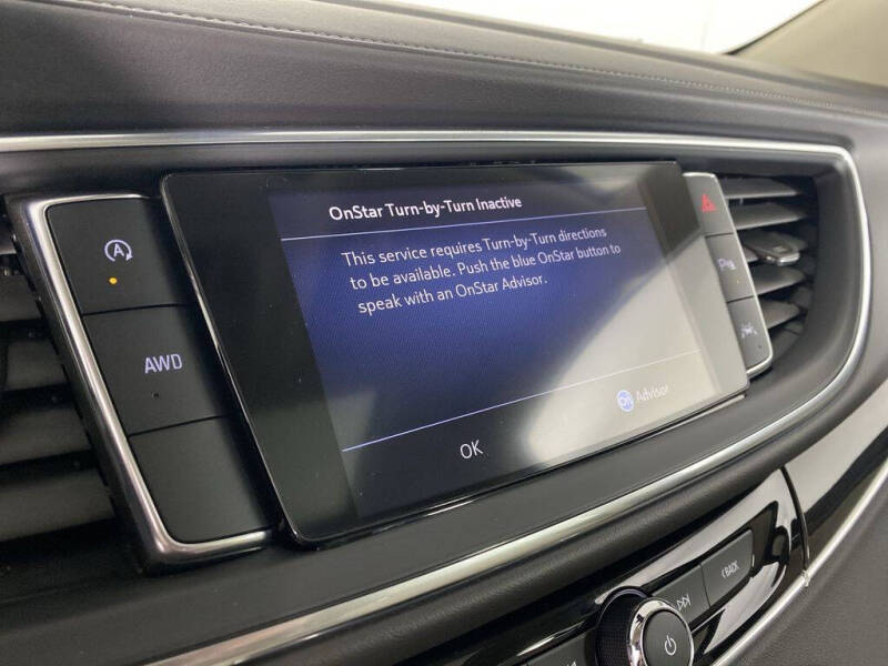 2023 Buick Enclave Essence