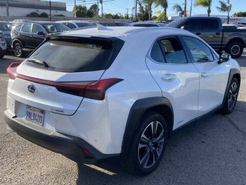 2022 Lexus UX 250h