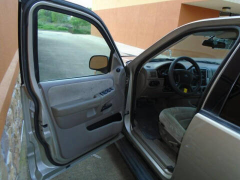 2005 Ford Explorer XLT