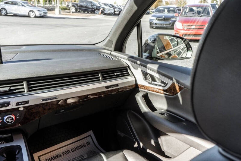 2018 Audi Q7 2.0T quattro Premium Plus