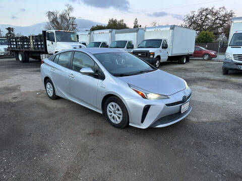 2019 Toyota Prius LE