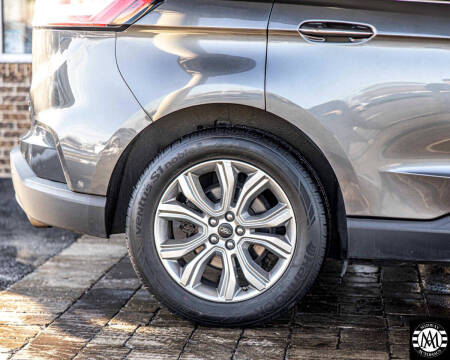 2020 Ford Edge Titanium