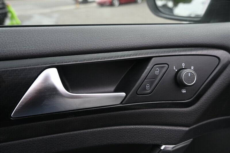 2019 Volkswagen Golf R 4Motion