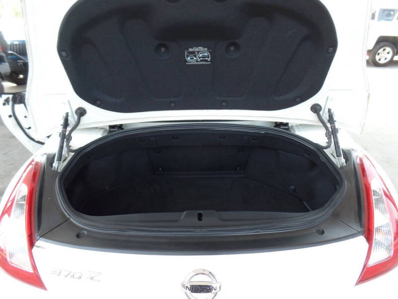 2016 Nissan 370Z Roadster Touring