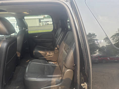 2014 Chevrolet Suburban LTZ