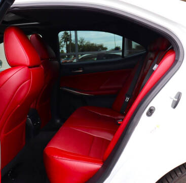 2018 Lexus IS 300