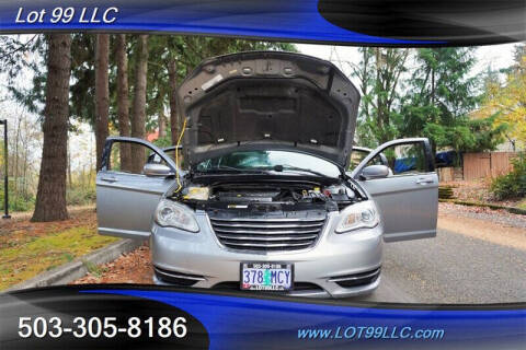 2013 Chrysler 200 LX