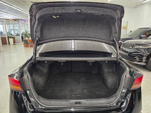 2021 Nissan Altima 2.5 SV