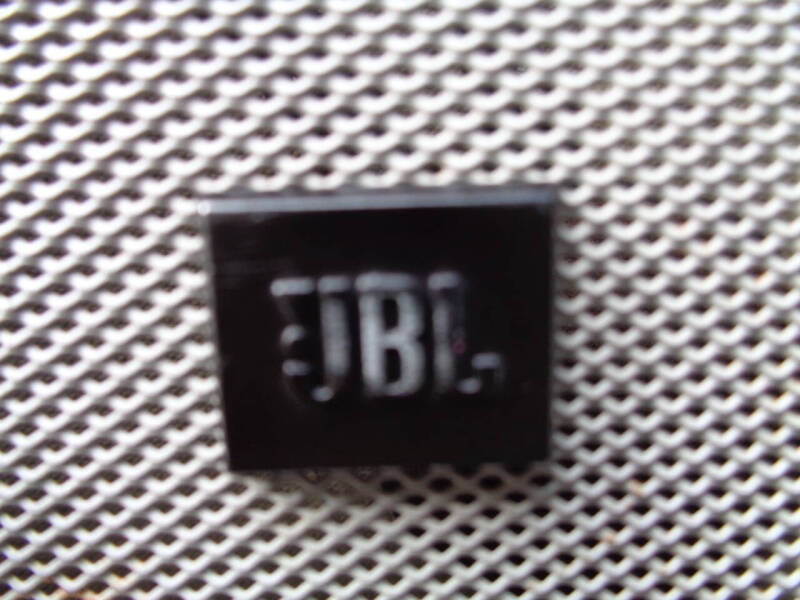 2004 Toyota Sequoia SR5