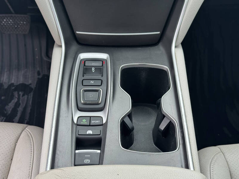 2018 Honda Accord Hybrid EX