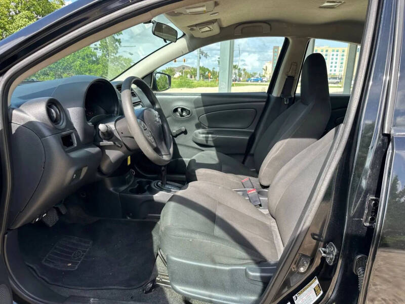 2017 Nissan Versa 1.6 S