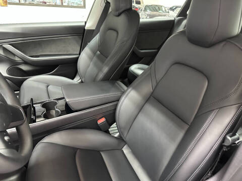 2019 Tesla Model 3 Mid Range