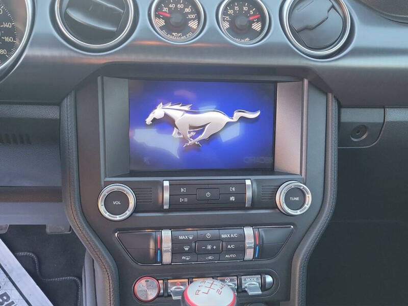 2022 Ford Mustang Mach 1