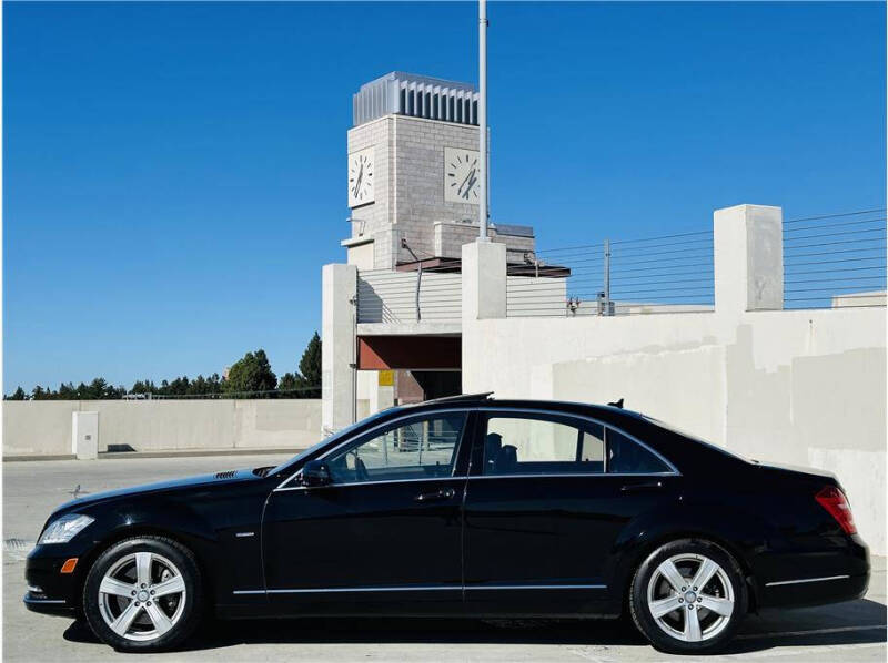 2012 Mercedes-Benz S-Class S550 photo 9