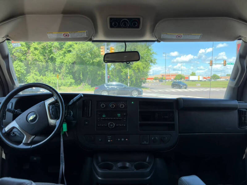 2017 Chevrolet Express LS 2500