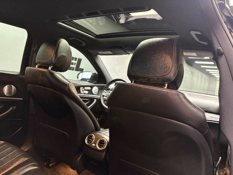 2019 Mercedes-Benz E-Class E 300