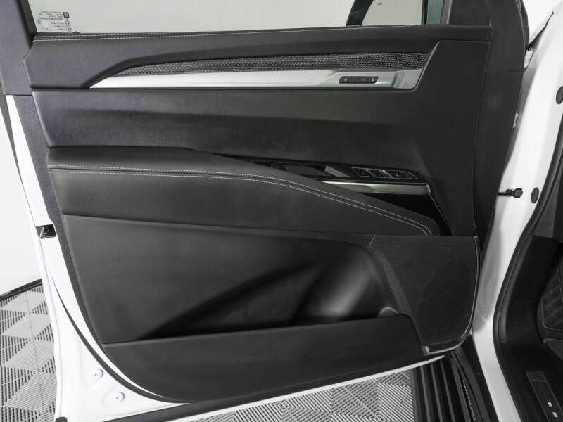 2026 Cadillac Escalade-V ESV