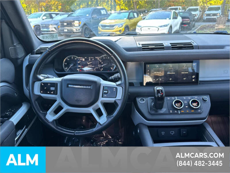 2023 Land Rover Defender 110 SE