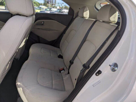 2012 Kia Rio 5-Door EX