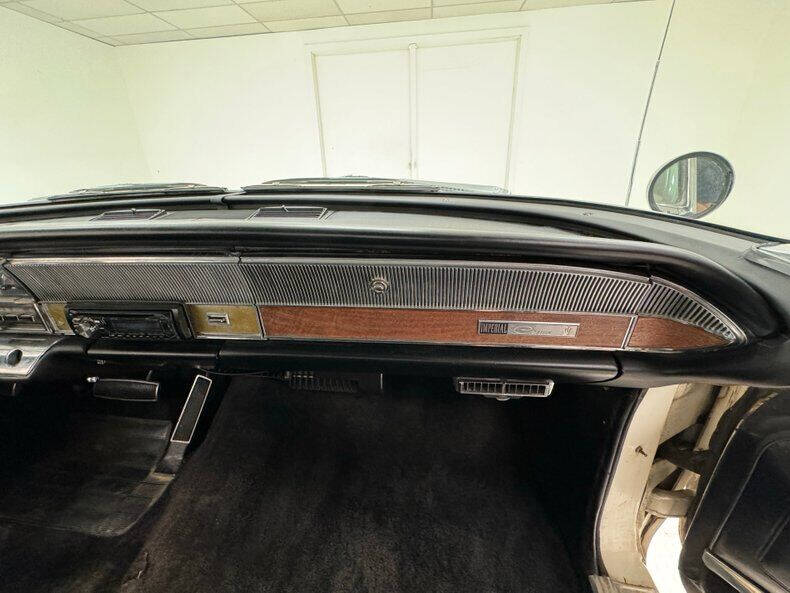 1965 Chrysler Imperial