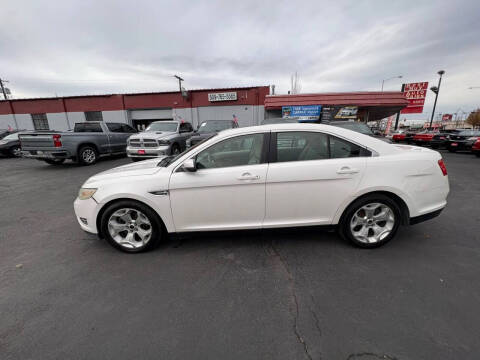 2011 Ford Taurus SEL