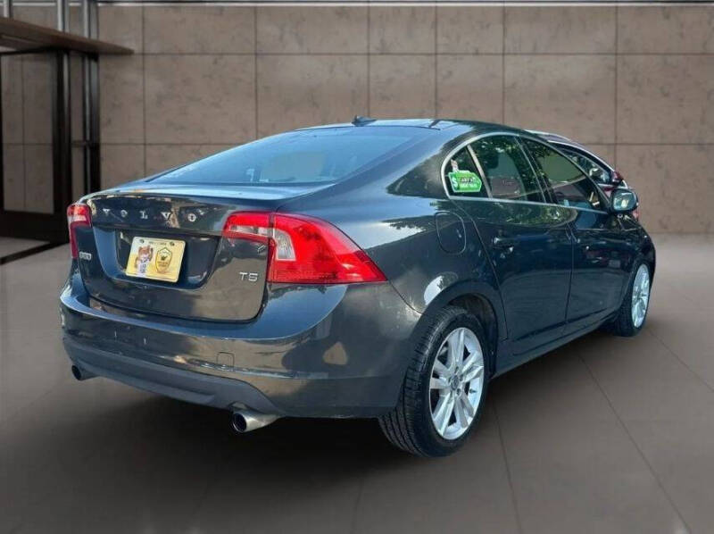 2012 Volvo S60 T5