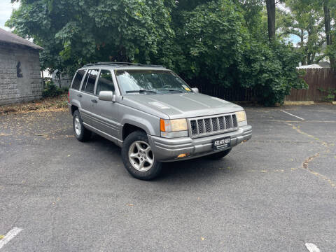 1998 Jeep Grand Cherokee for sale at Ace's Auto Sales in Westville NJ