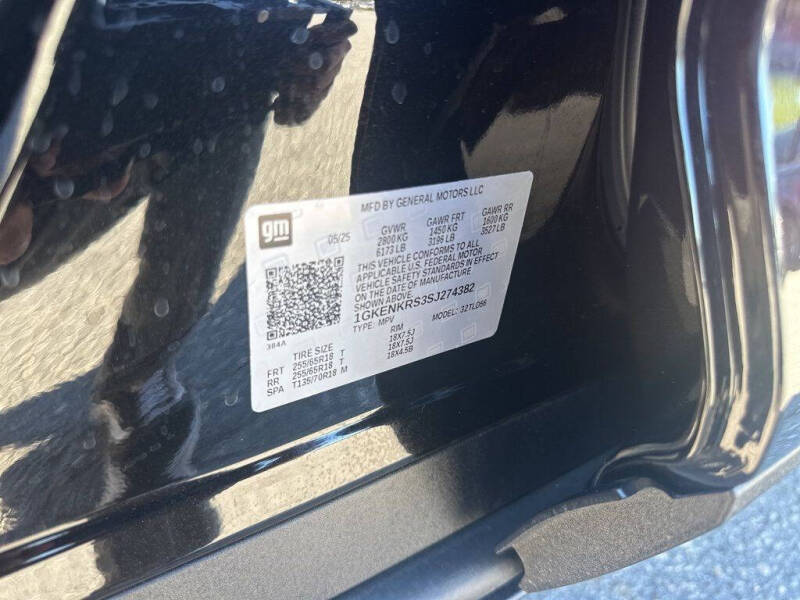 2025 GMC Acadia Elevation