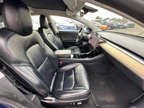 2020 Tesla Model 3 Long Range