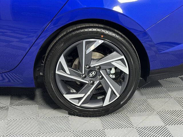 2025 Hyundai Elantra Hybrid Limited