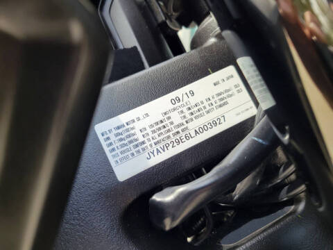 2020 Yamaha VMAX Matte Raven Black