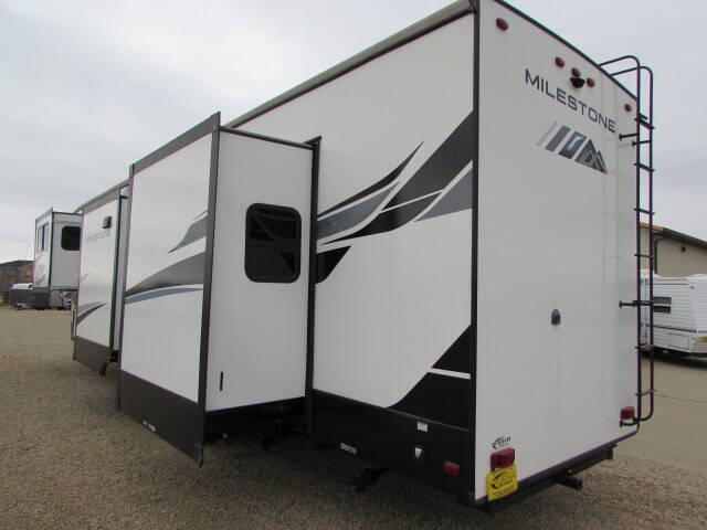 2021 Heartland Milestone