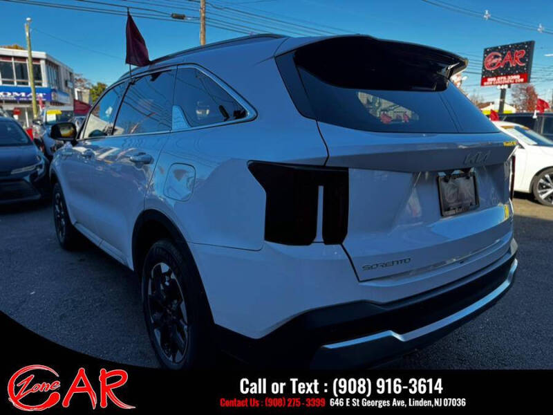 2024 Kia Sorento S
