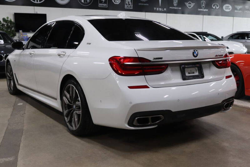 2018 BMW 7 Series M760i xDrive