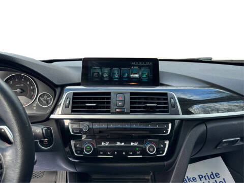 2017 BMW 3 Series 330i xDrive