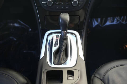 2013 Buick Regal Premium 1